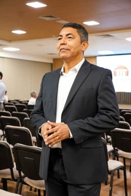 Sr. Mário Ney Martins de Oliveira